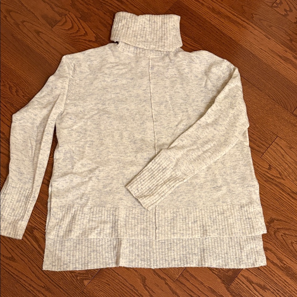 Athleta Light Gray Turtleneck Sweater